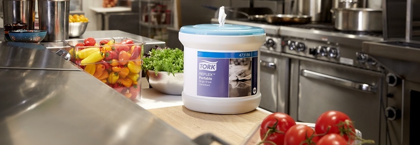 Eksperyment marki Tork® udowadnia, że dobór odpowiednich narzędzi higieny polepsza funkcjonowanie kuchni