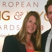 Essity zdobywa dwie nagrody European Cleaning and Hygiene Awards za zrównoważone rozwiązania Tork i Tork EasyCube®